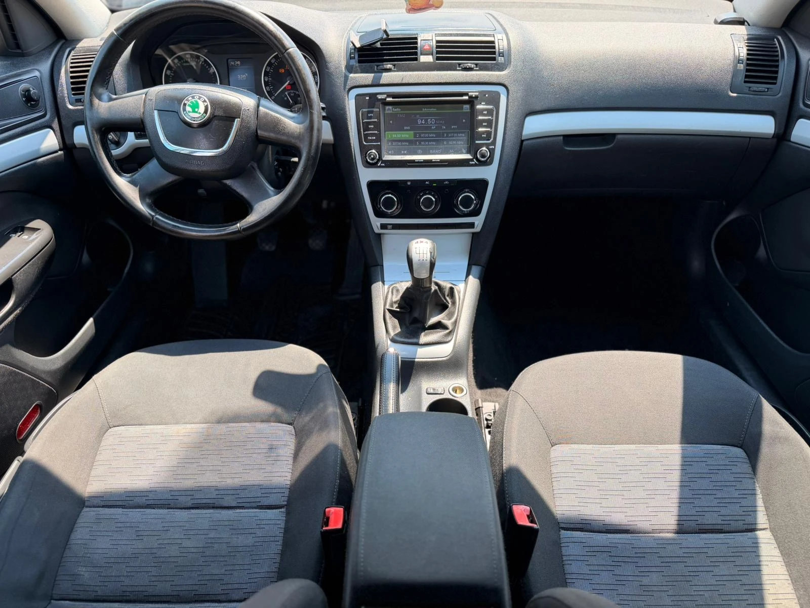Skoda Octavia 1.8TFSI 4x4, снимка 12 - Автомобили и джипове - 55086403
