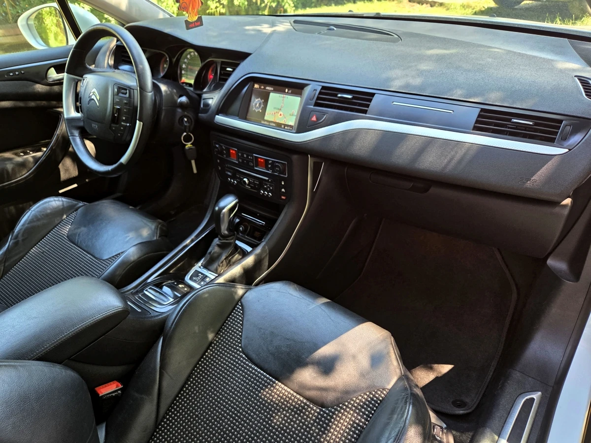 Citroen C5 2.2HDI 204hp Exclusive, снимка 15 - Автомобили и джипове - 55181777