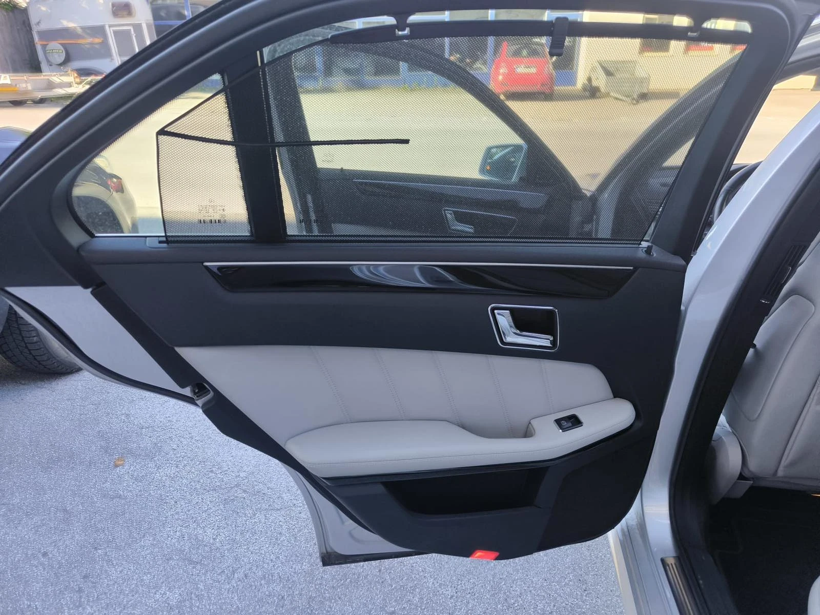 Mercedes-Benz E 350 Cdi 4-MATIK full, снимка 10 - Автомобили и джипове - 55227155