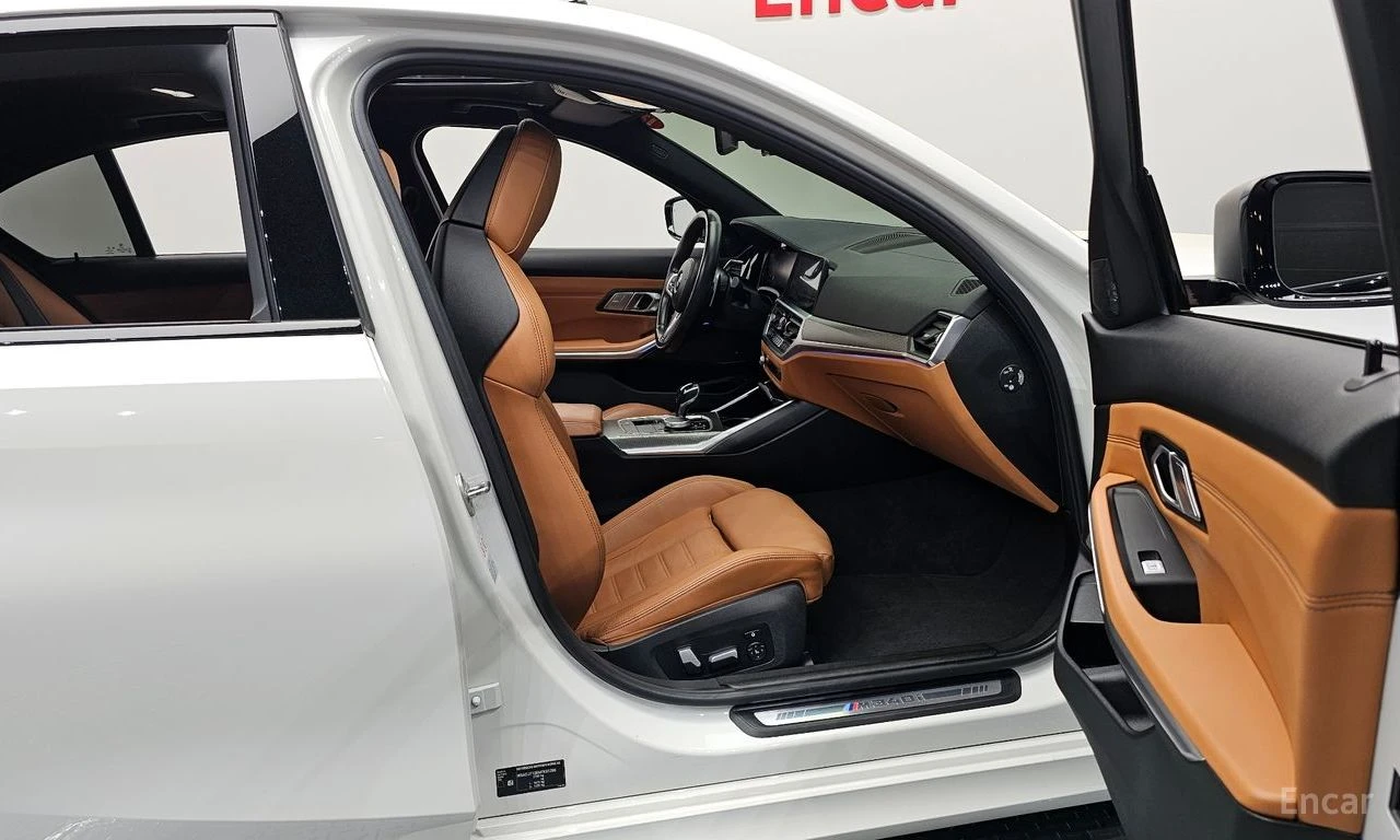 BMW 340 HARMON* KARDON* ДИСТРОНИК* ХЕДЪП* 360КАМЕРА* , снимка 14 - Автомобили и джипове - 55959861