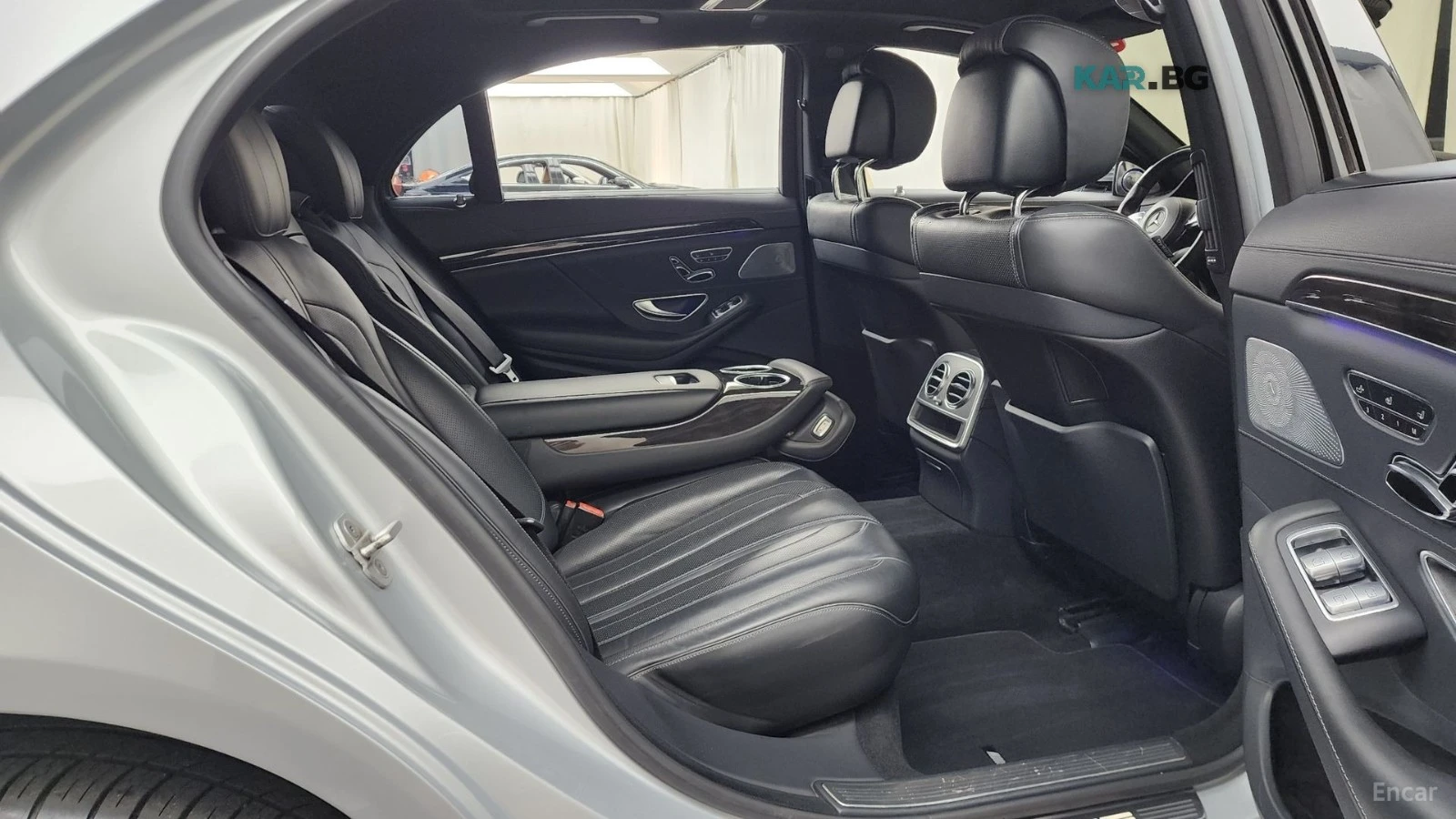 Mercedes-Benz S 63 AMG 4MATIC* HUD* 360* МАСАЖИ* ОБДУХ* НАВИ* ПАНО, снимка 10 - Автомобили и джипове - 56197217