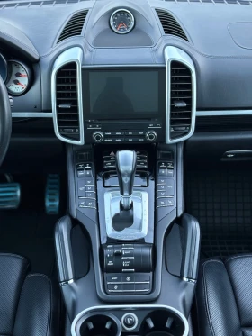 Porsche Cayenne Platinum Edition GTS Pack 3.0D, снимка 12