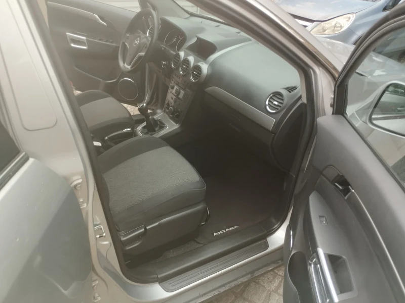 Opel Antara 2.0, снимка 13 - Автомобили и джипове - 47056830