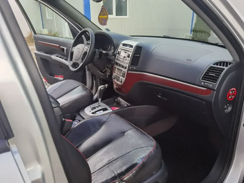 Hyundai Santa fe 2.2CRDI, снимка 6 - Автомобили и джипове - 47581284