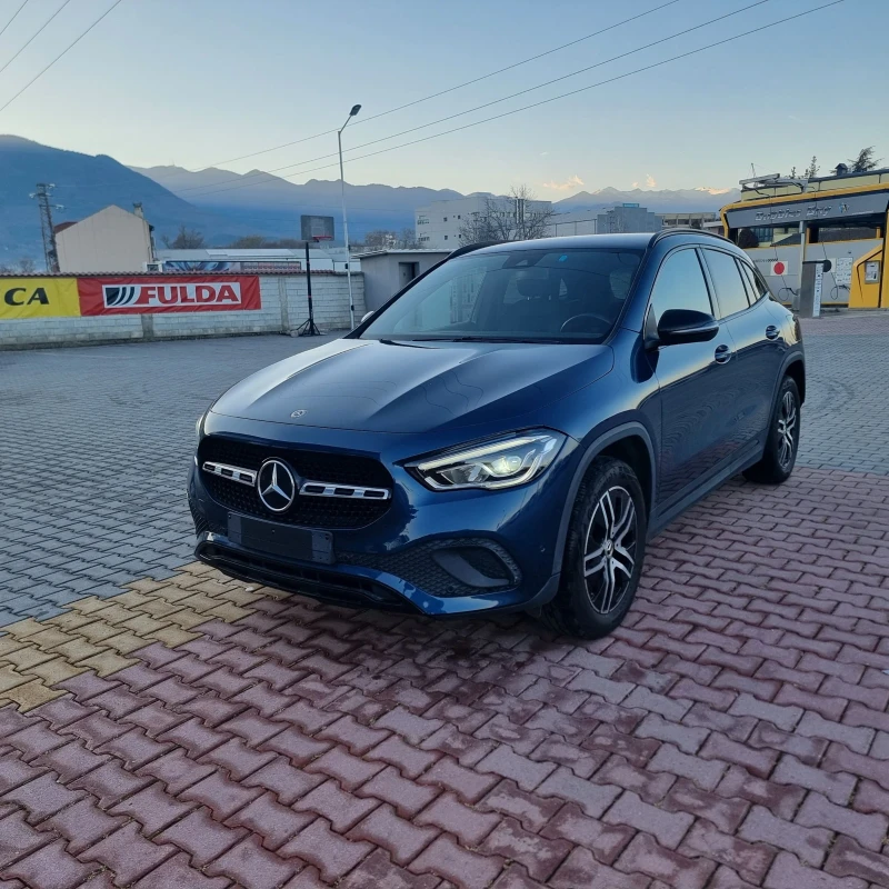 Mercedes-Benz GLA 2.0 CDI, снимка 1 - Автомобили и джипове - 48130155