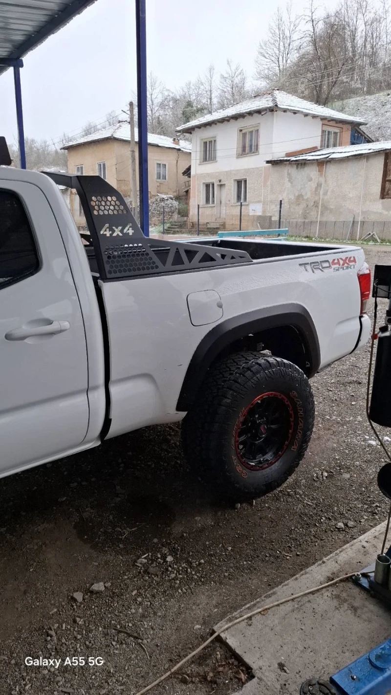 Toyota Tacoma, снимка 10 - Автомобили и джипове - 52310245