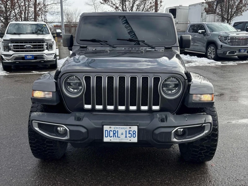 Jeep Wrangler Unlimited Sahara 2018* CARFAX * БЕЗ ПЪРВОНАЧАЛНА, снимка 2 - Автомобили и джипове - 52901161