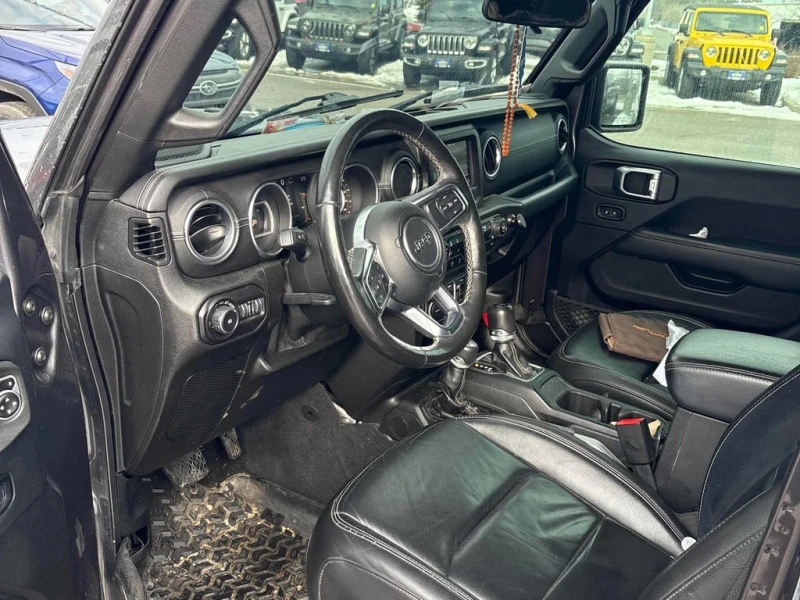 Jeep Wrangler Unlimited Sahara 2018* CARFAX * БЕЗ ПЪРВОНАЧАЛНА, снимка 7 - Автомобили и джипове - 52901161