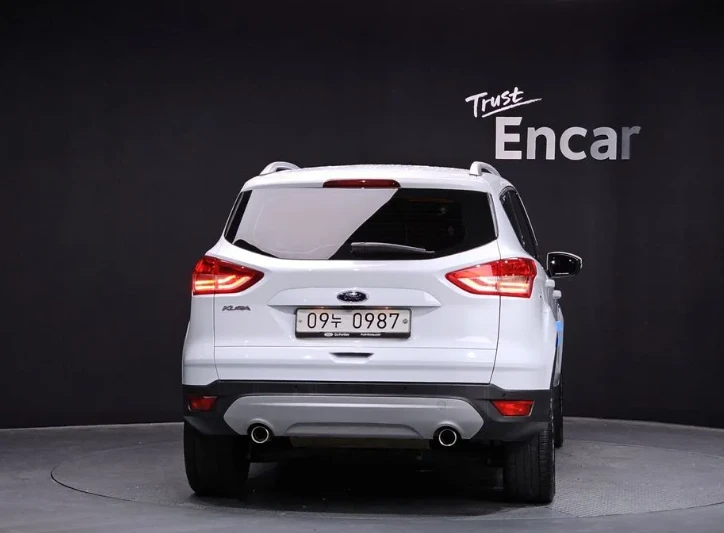 Ford Kuga 2.0 Trendy - изображение 4