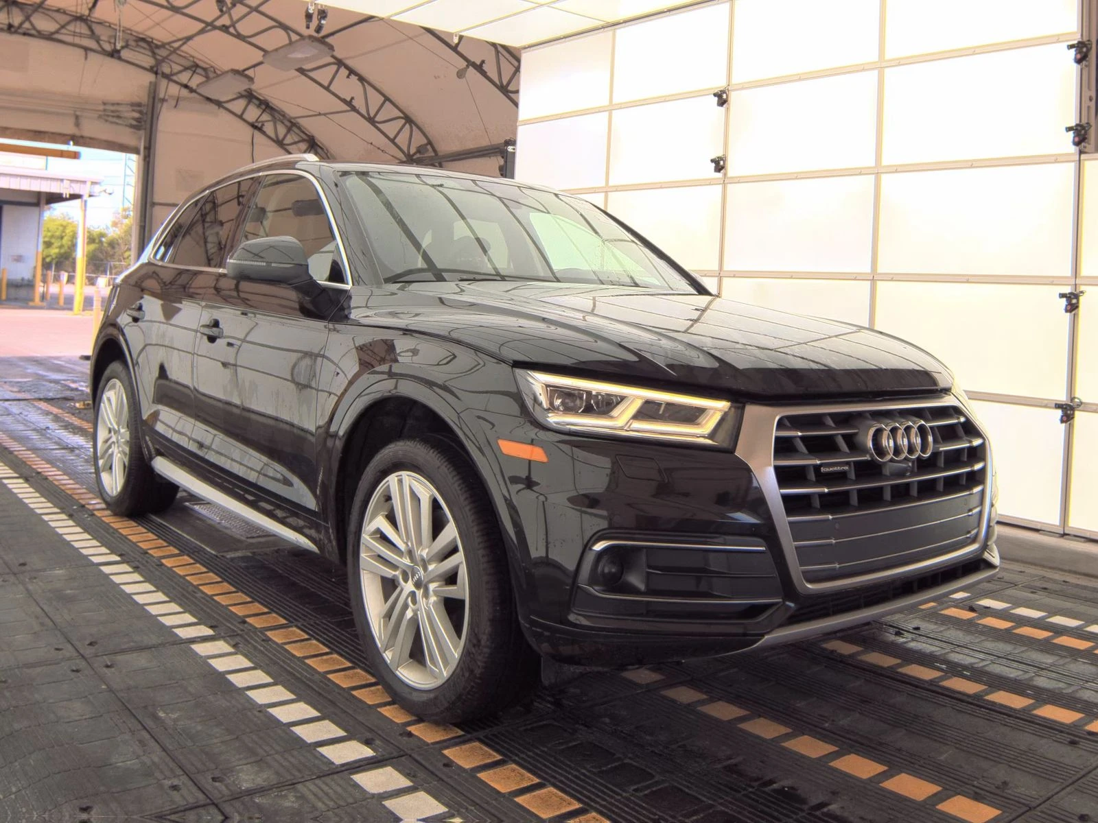 Audi Q5 PRESTIGE* MATRIX* B&O* DIGITAL* DISTRONIK* ОБДУХ*  - изображение 3