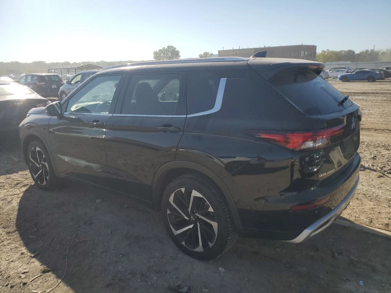 Mitsubishi Outlander 2.5 SEL - изображение 2