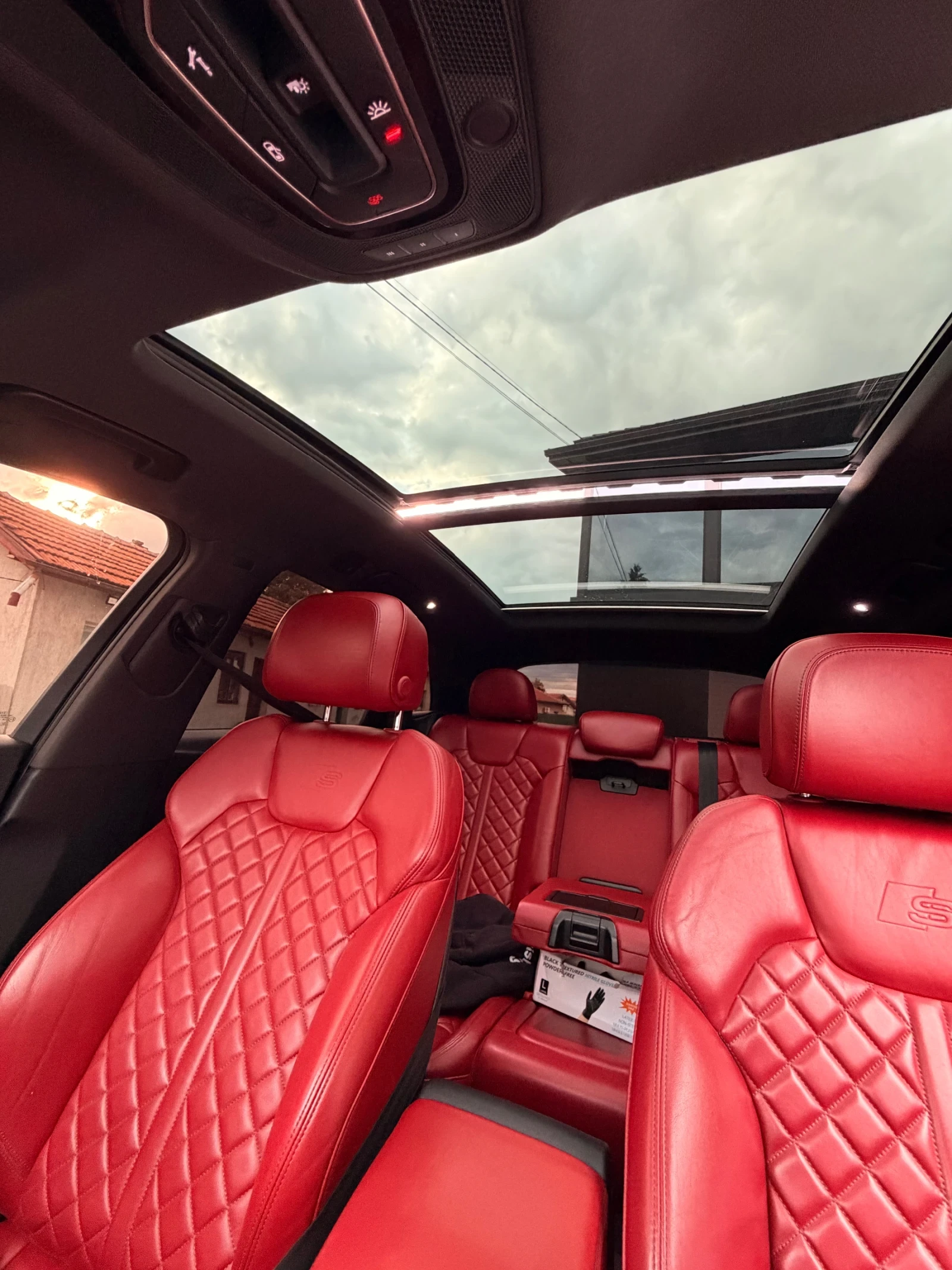 Audi SQ5 3.0 TFSI B&O* KEYLESS* DIS* PANO* FULLMAX, снимка 13 - Автомобили и джипове - 54886352