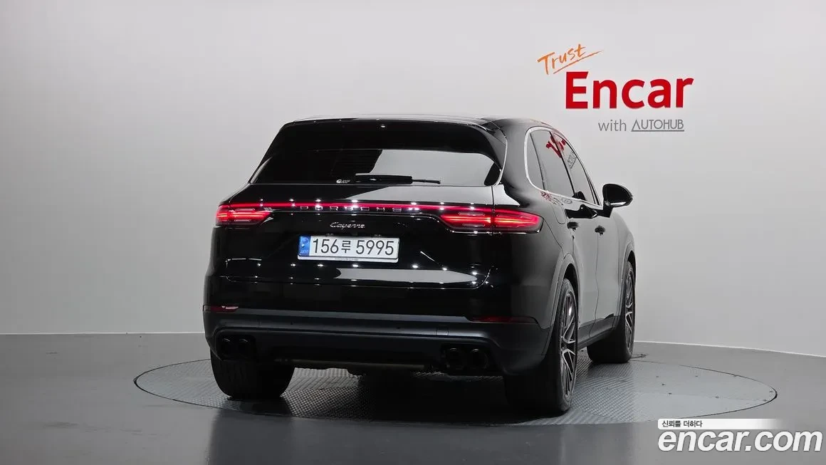 Porsche Cayenne 3.0L| MATRIX| DISTRONIC| BOSE| ADAPTIVE AIR SUSP| , снимка 4 - Автомобили и джипове - 55061638