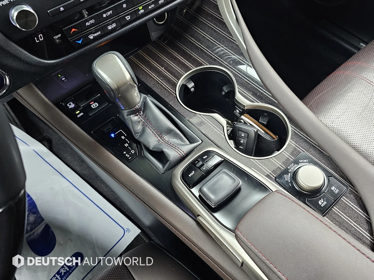 Lexus RX BLIND SPOT 360 ЛЮК КРАЙНА ЦЕНА* encareu.com, снимка 9 - Автомобили и джипове - 55350069