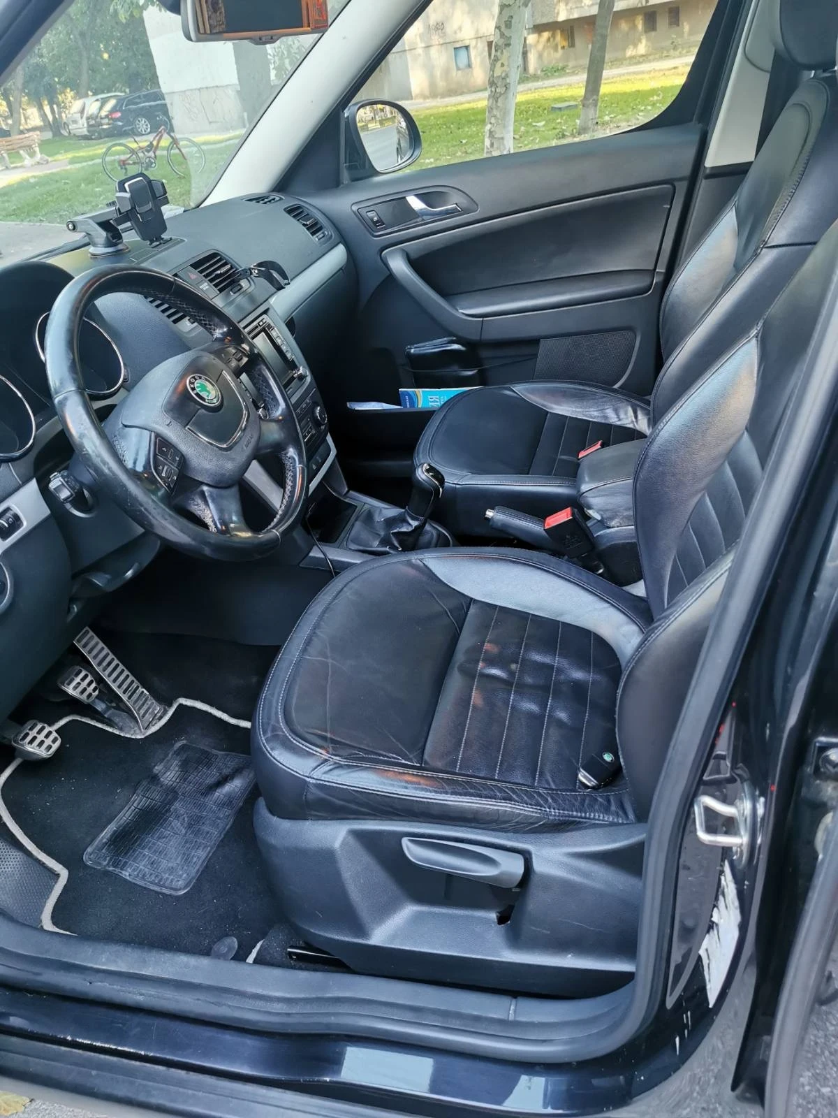 Skoda Yeti 2.0 TDI 4x4   170 к.с., снимка 4 - Автомобили и джипове - 55364941
