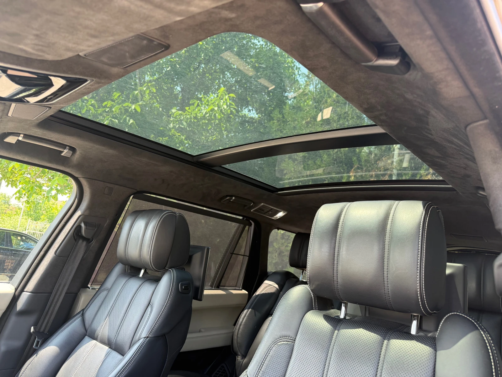 Land Rover Range rover LWB 4.4 SDV8 Autobiography | 2017 г. | 150 000 км , снимка 17 - Автомобили и джипове - 55691214