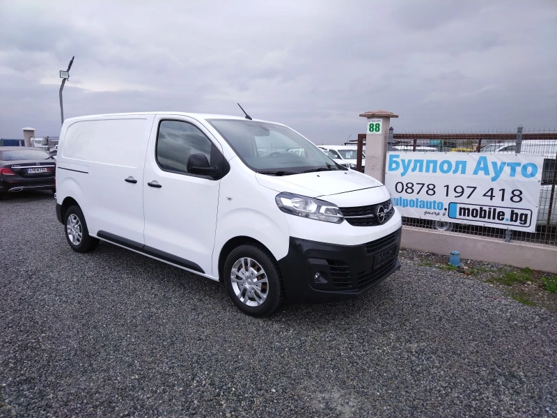 Opel Vivaro 6 скорости, темпомат, нисък пробег, камера, 