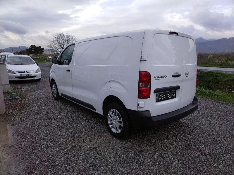 Opel Vivaro 6 скорости, темпомат, нисък пробег, камера, , снимка 5 - Бусове и автобуси - 49743045