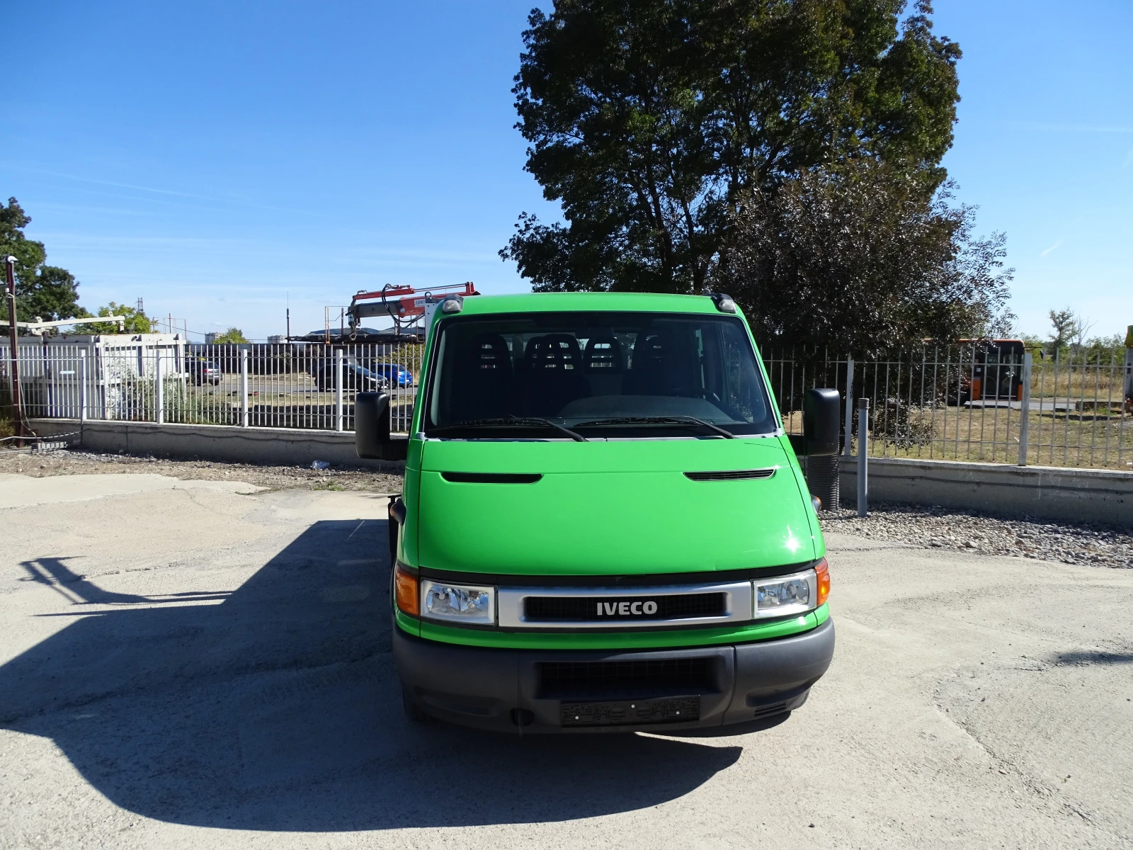 Iveco Daily 35C12  * * * КРАН 1100 кг * * * 7 места  , снимка 2 - Бусове и автобуси - 56327720
