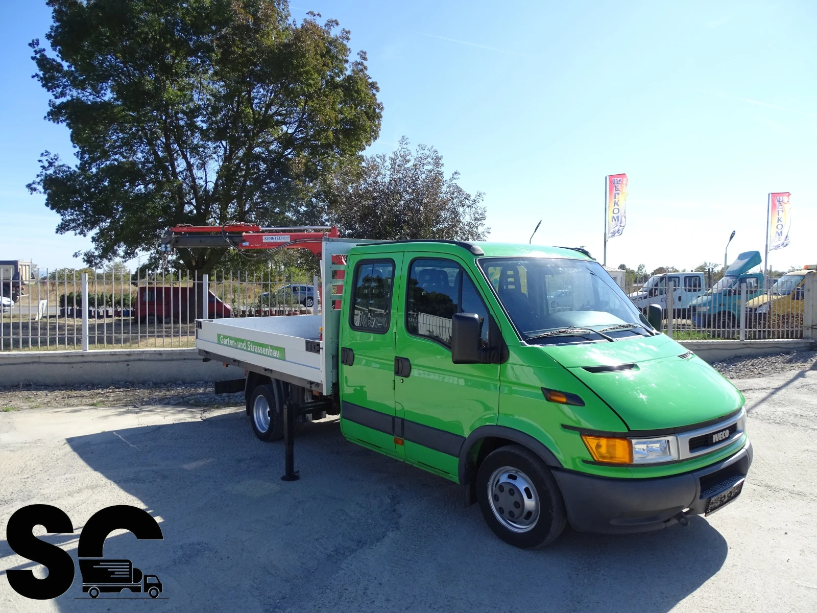 Iveco Daily 35C12  * * * КРАН 1100 кг * * * 7 места  