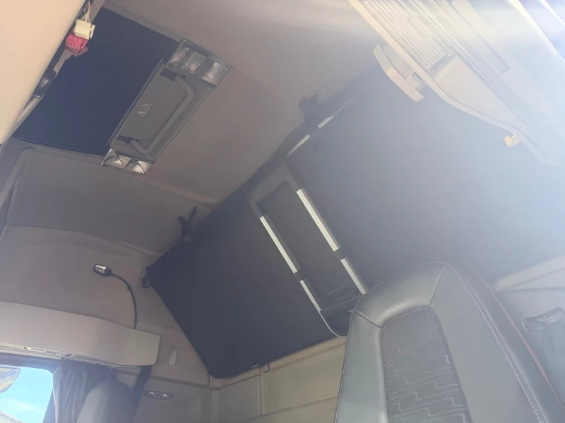 Volvo Fh 460, снимка 9 - Камиони - 52405205