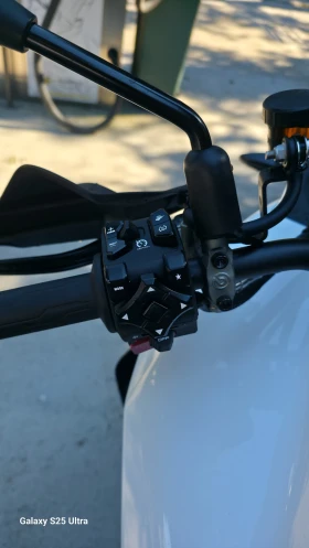 Moto Morini X-Cape 1200, снимка 8