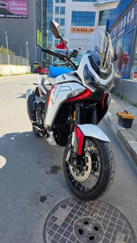 ����� �� �������� �� Moto Morini X-Cape 1200
