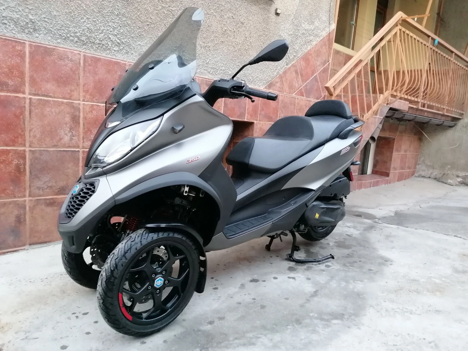 Piaggio Mp3 350i LT ABS ASR - изображение 10