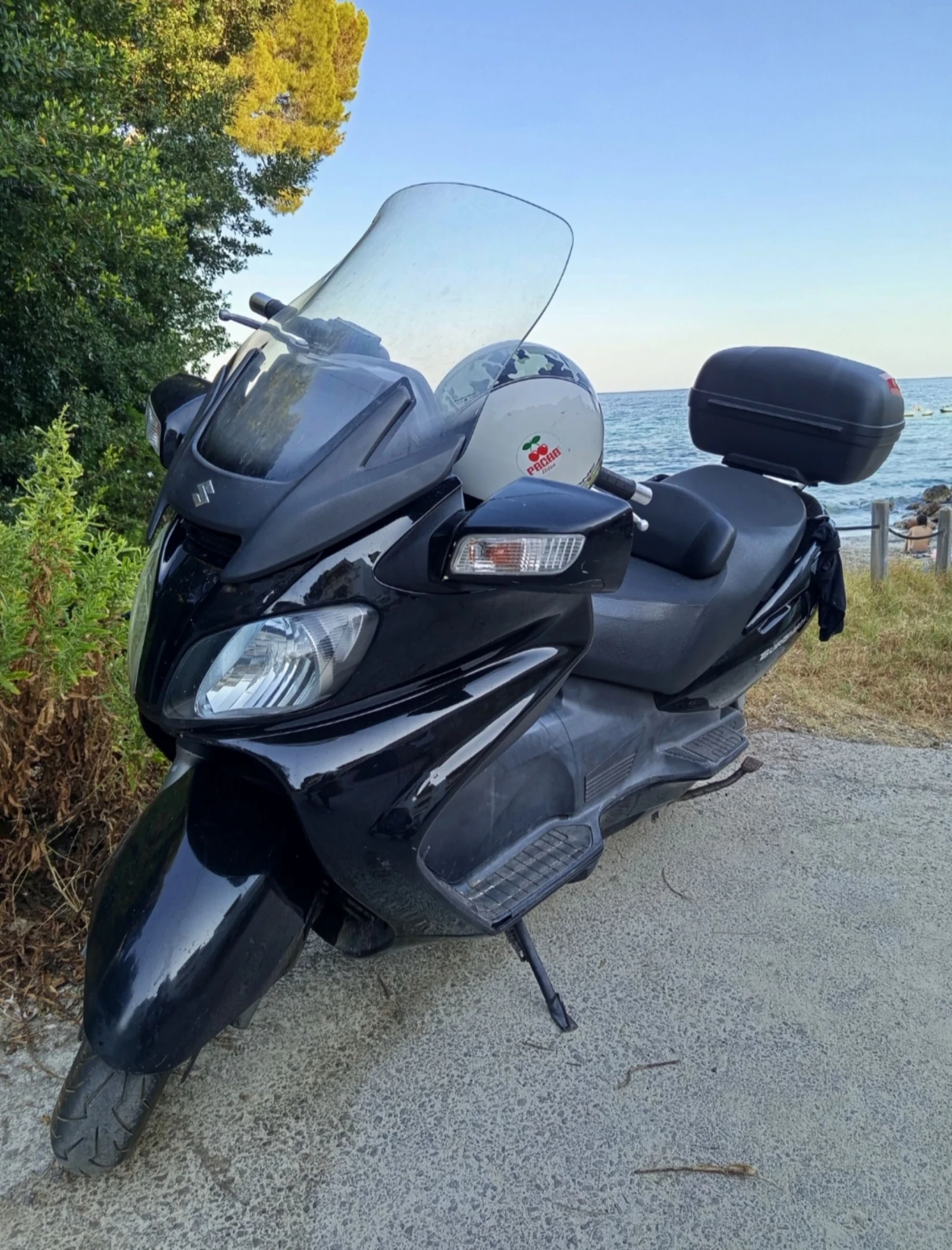 Suzuki Burgman 650 Executive ABS - изображение 2