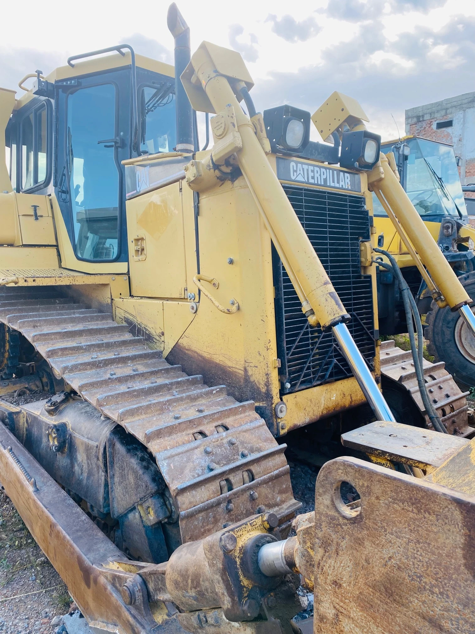 Булдозер Cat D6R XL - 16077 моточаса - изображение 9