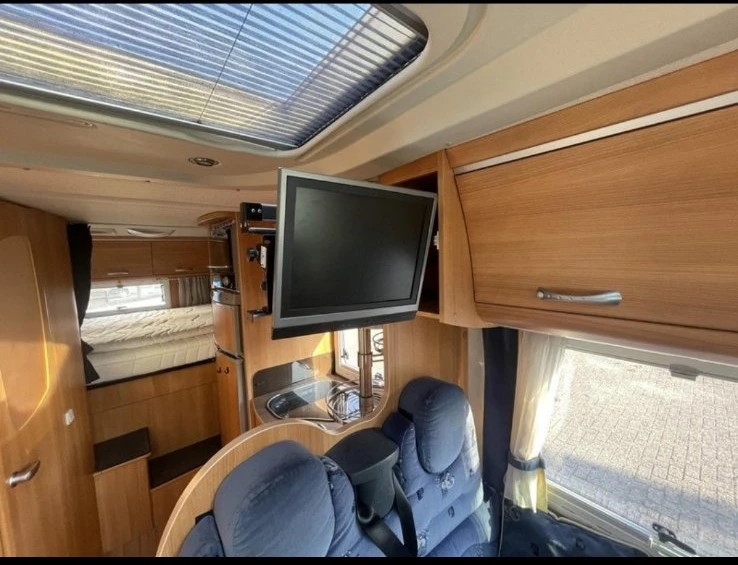 Кемпер Chausson Alegro94, снимка 13 - Каравани и кемпери - 53749182