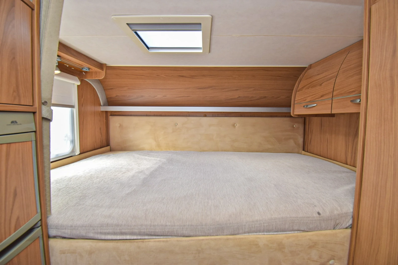 ������ Burstner Aviano I 675 | Mobile.bg � ����������� 14