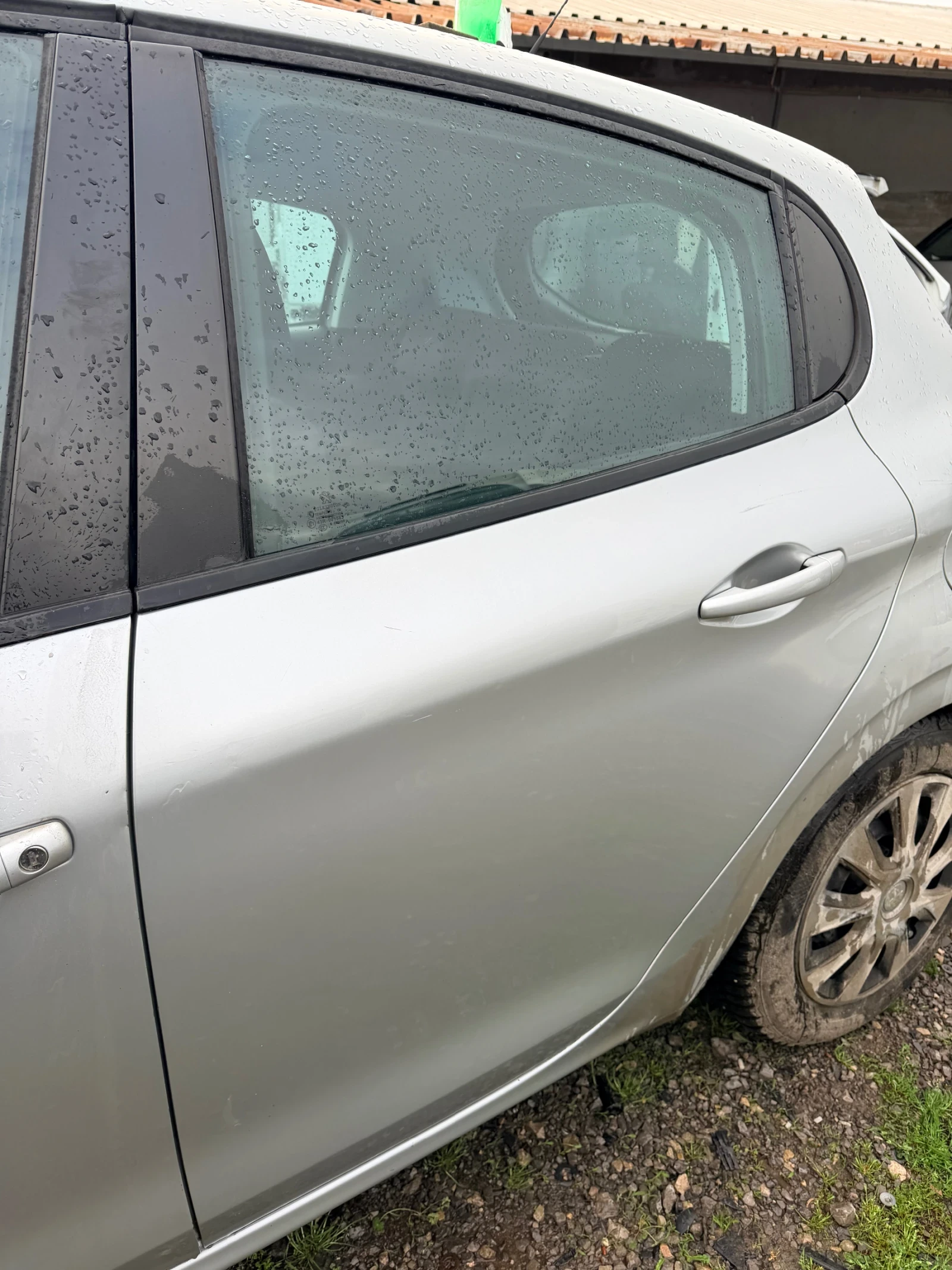 ����� ���� ����� PEUGEOT 208 ����/��� ���� | Mobile.bg � ����������� 1