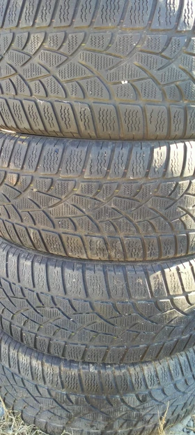 Гуми Зимни 235/50R19, снимка 1