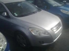 Kia Ceed 1.6 CRDi, снимка 8