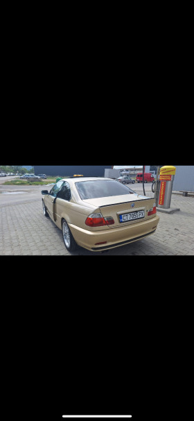 BMW 320, снимка 5 - Автомобили и джипове - 45491197