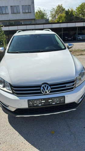 VW Passat - 8500 € / 16624.56 лв. - 68013100 17