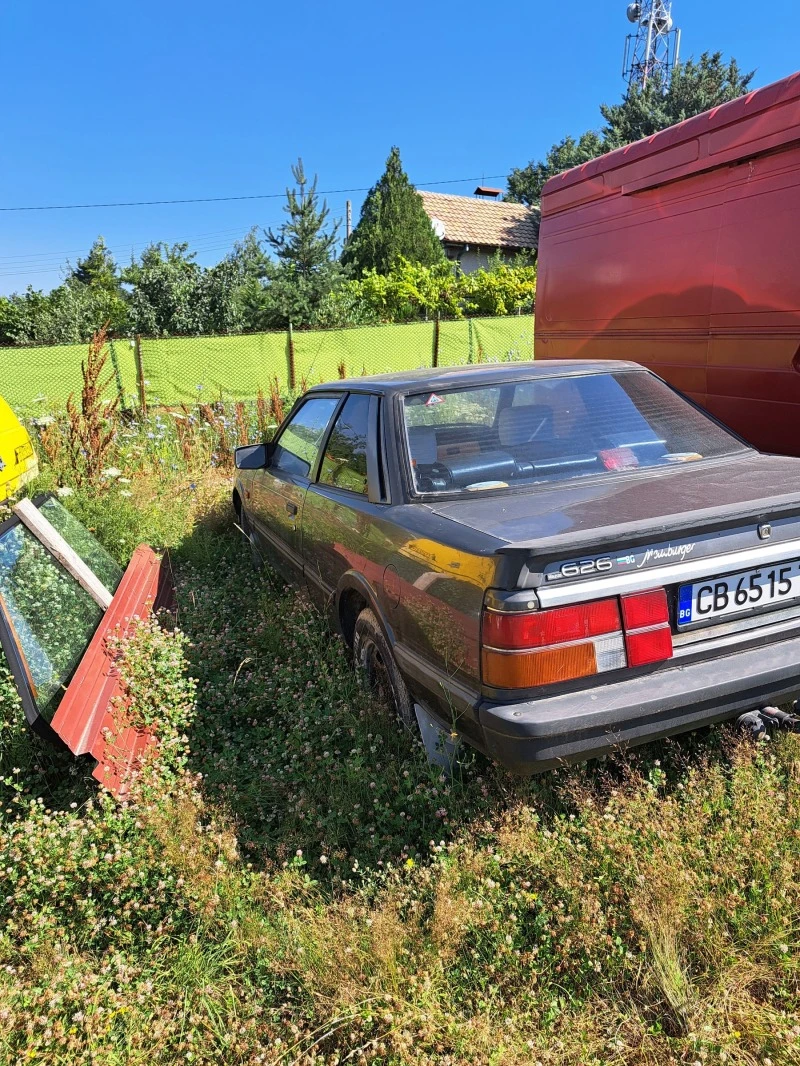 Mazda 626 2.0, снимка 2 - Автомобили и джипове - 47440812