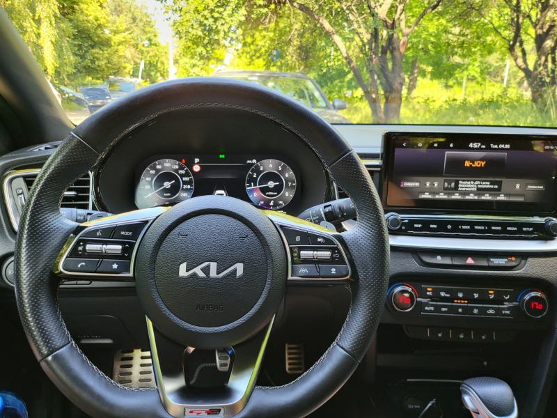 Kia Pro ceed GT-LINE, снимка 8 - Автомобили и джипове - 46435697