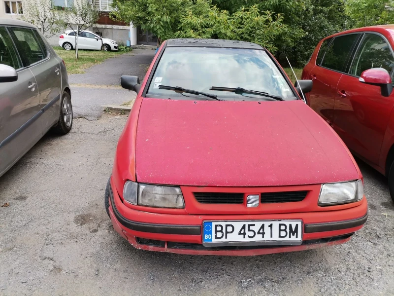 Seat Ibiza Бензин/газ, снимка 1 - Автомобили и джипове - 47057196