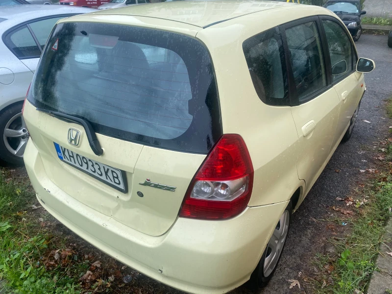 Honda Jazz, снимка 3 - Автомобили и джипове - 47280578