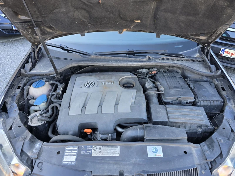 VW Golf 1.6TDI, снимка 13 - Автомобили и джипове - 47438781