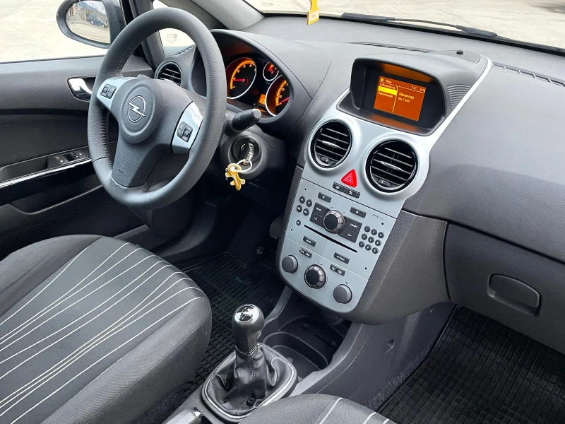 Opel Corsa 1.2 80к.с. 58000км, снимка 10 - Автомобили и джипове - 49256094