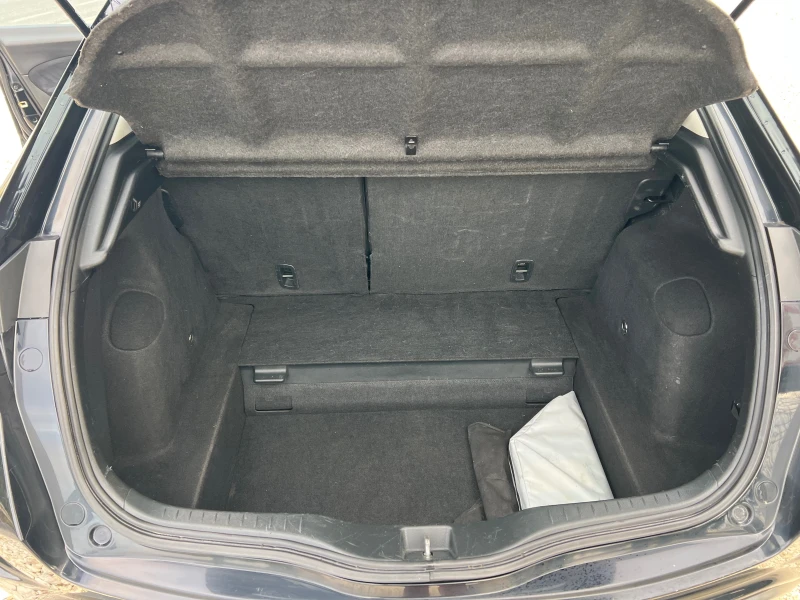 Honda Civic 1.8i V-tec/140p.s., снимка 14 - Автомобили и джипове - 51728224