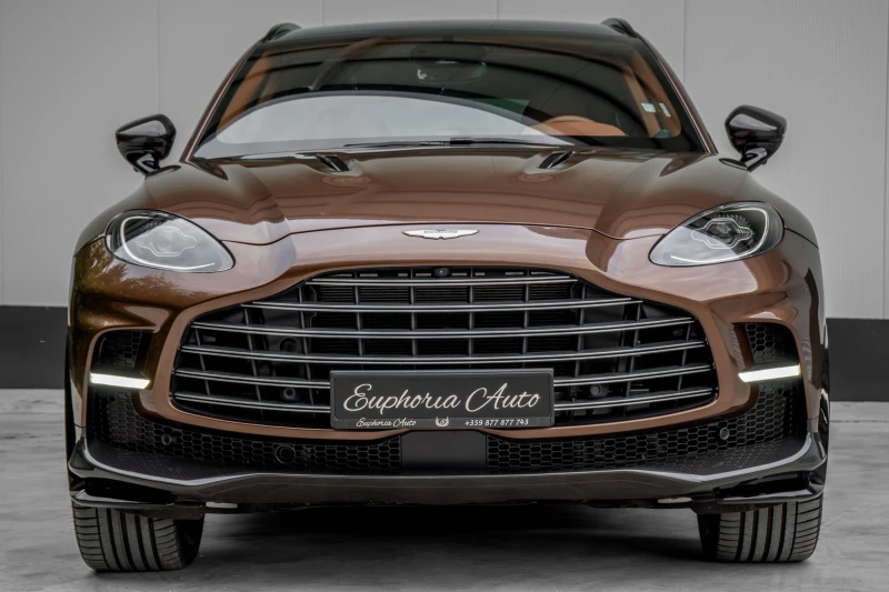 Aston Martin DBX 707* MY25* PERFORMANCE* CARBON* LIMITED * ГАРАНЦИЯ, снимка 8 - Автомобили и джипове - 52057655
