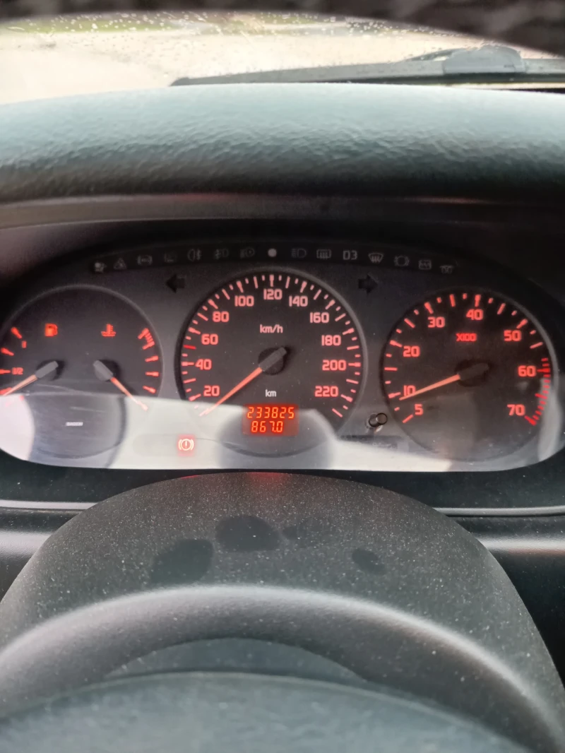 Renault Megane, снимка 6 - Автомобили и джипове - 52680929