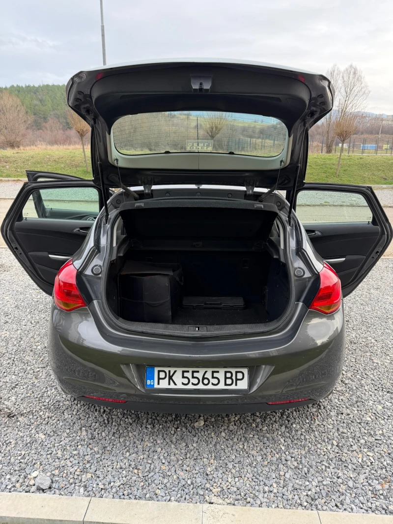 Opel Astra CDTI, снимка 5 - Автомобили и джипове - 52728937