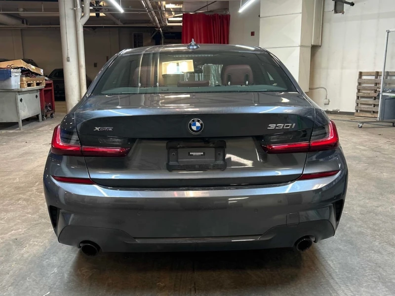 BMW 330 i xDrive 2022* CARFAX * БЕЗ ПЪРВОНАЧАЛНА ВНОСКА, снимка 4 - Автомобили и джипове - 52861710