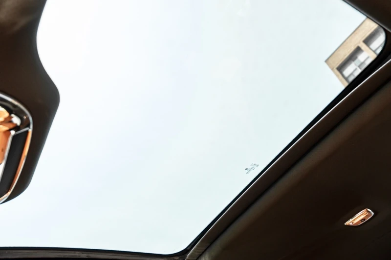 Rolls-Royce Wraith CARFAX* АВТОФИНАНСИРАНЕ* БЕЗ ПЪРВОНАЧАЛНА ВНОСКА* , снимка 17 - Автомобили и джипове - 52901754