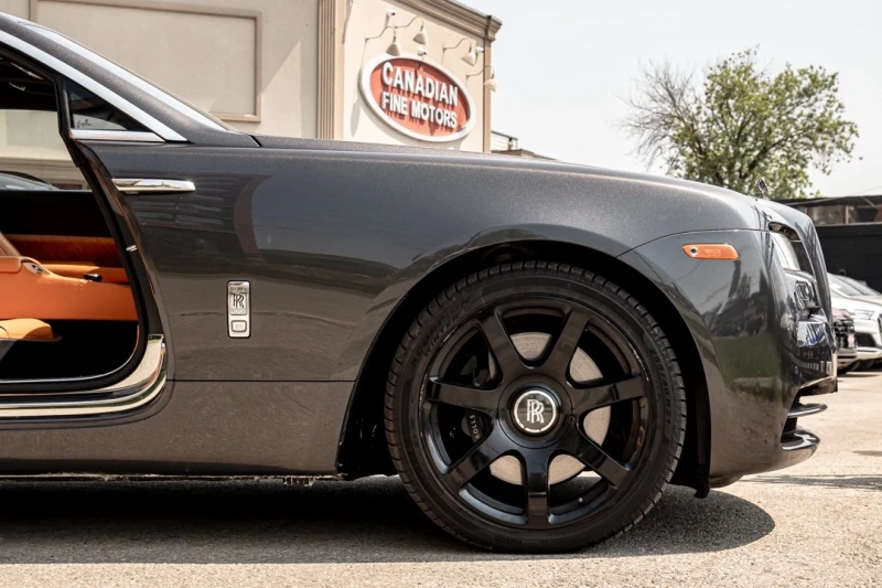 Rolls-Royce Wraith CARFAX* АВТОФИНАНСИРАНЕ* БЕЗ ПЪРВОНАЧАЛНА ВНОСКА* , снимка 5 - Автомобили и джипове - 52901754